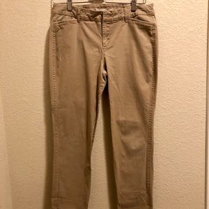 Old Navy Pixie Khaki Chino Pants!